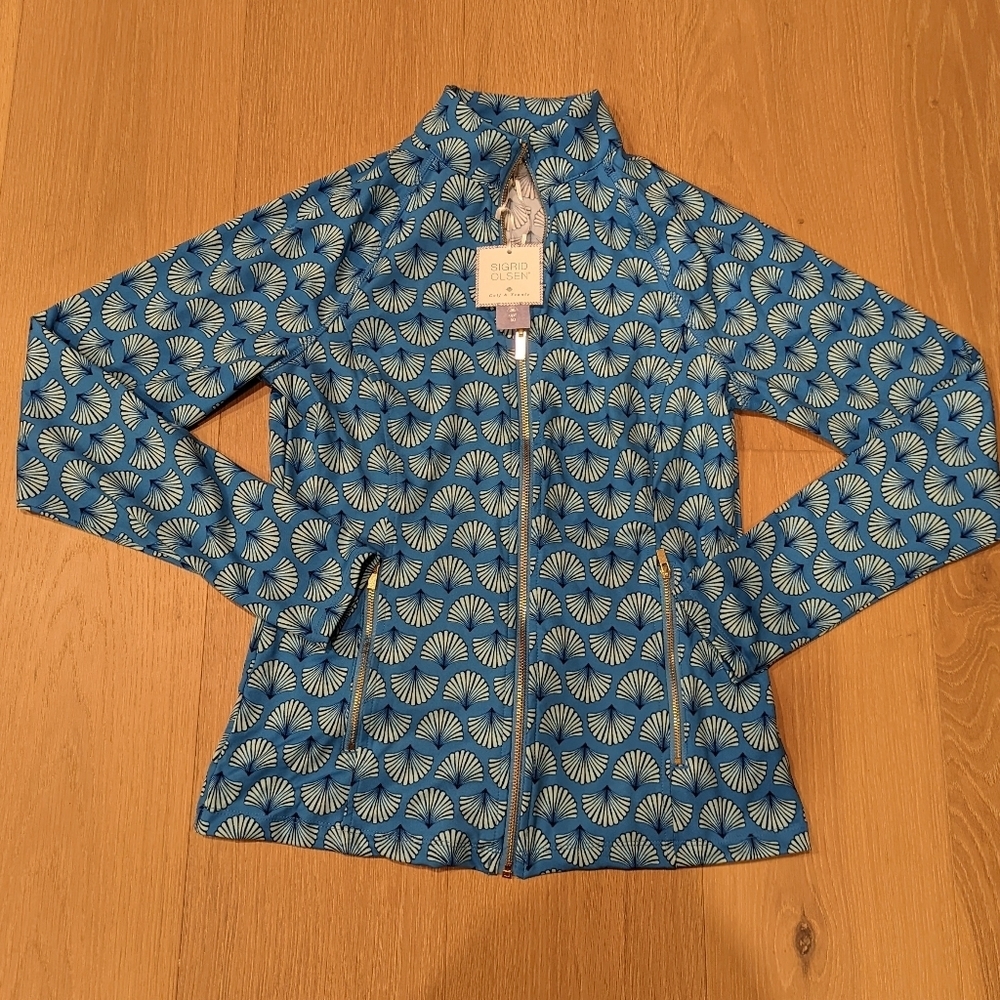 Blue Patterned Zip-Up Jacket for golf or tennis
